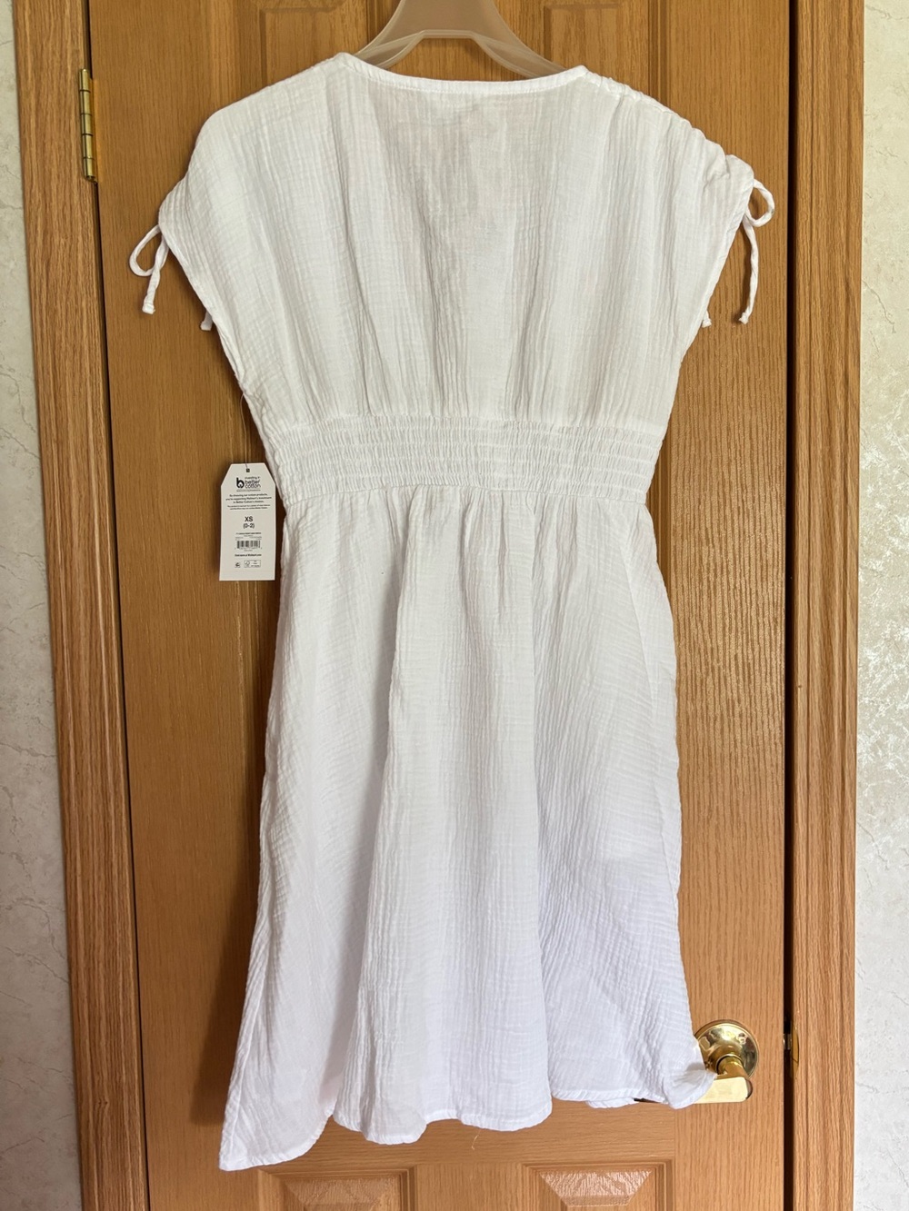 Time and Tru White V-Neck Summer Dress - Picture 3 of 15